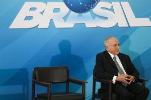 President Michel Temer waits to address the public on 14/09/2016. https://flic.kr/p/MdLMc8