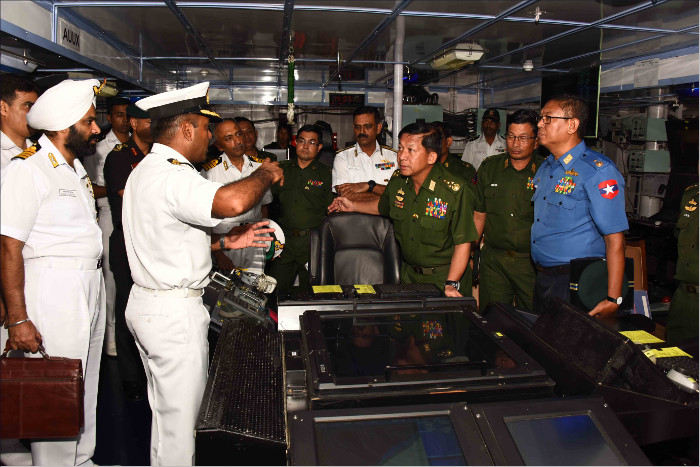Senior_General_Min_Aung_Hlaing_C-in-C_Myanmar_Armed_Forces_and_fifteen_member_high_level_delegation_visiting_INS_Satpura.jpg